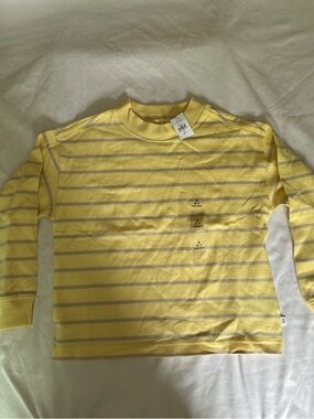 GAP Yellow & Light Gray Striped Long-Sleeve Tee